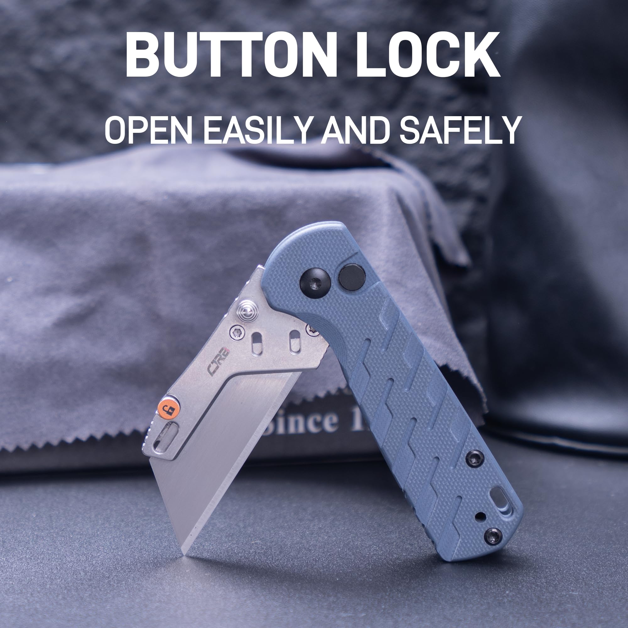 CJRB Boxer ten-blade pack included for versatile replacements