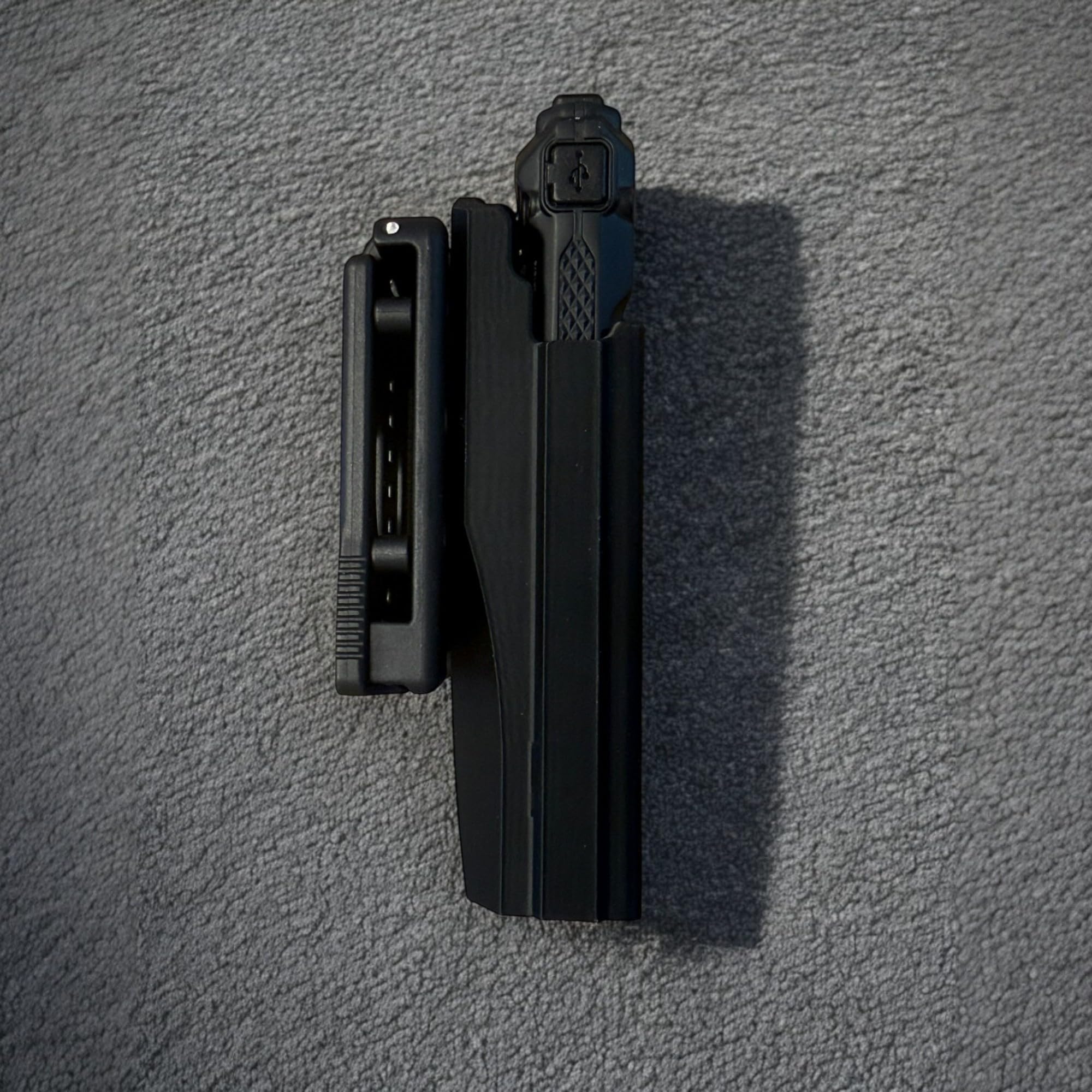 Clip & Carry EDC29 holster USA-made construction emphasizes quality.