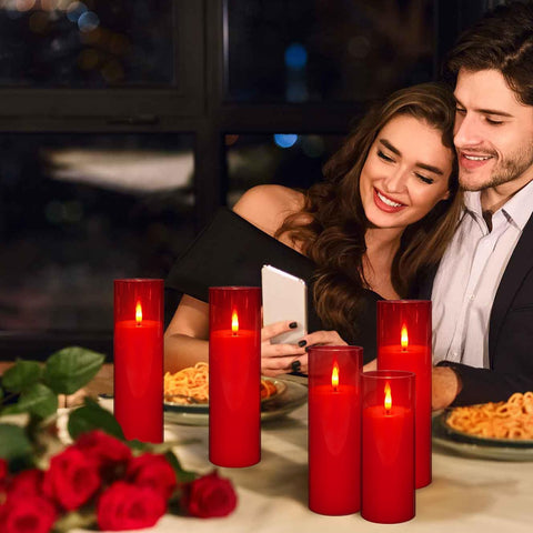 CLTNIKET battery-powered candles provide long-lasting glow for gatherings.