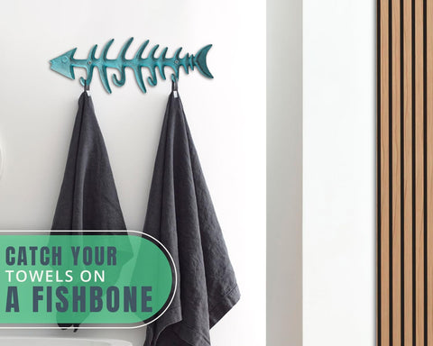 Comfify protective coating prevents rust and tarnish on the teal fish bones rack.