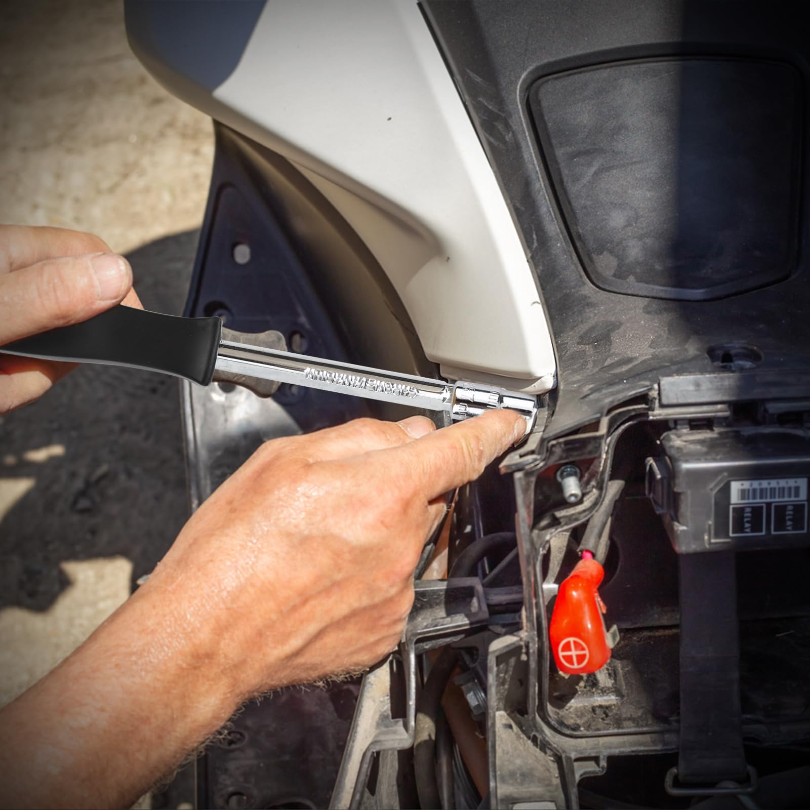 COMOWARE 4-inch extension bar helps access stubborn fasteners