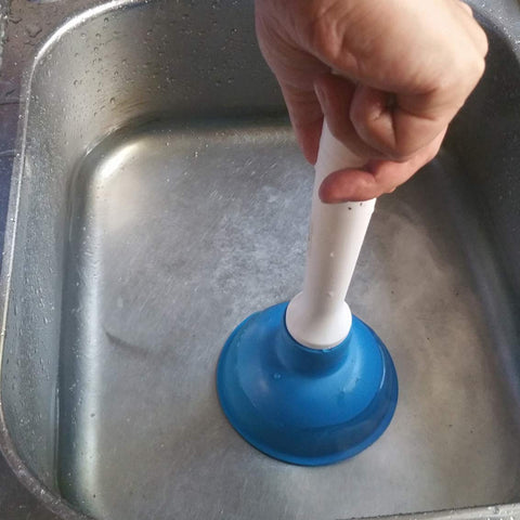 Coralpearl 9 inch short handle provides ergonomic control during plunging