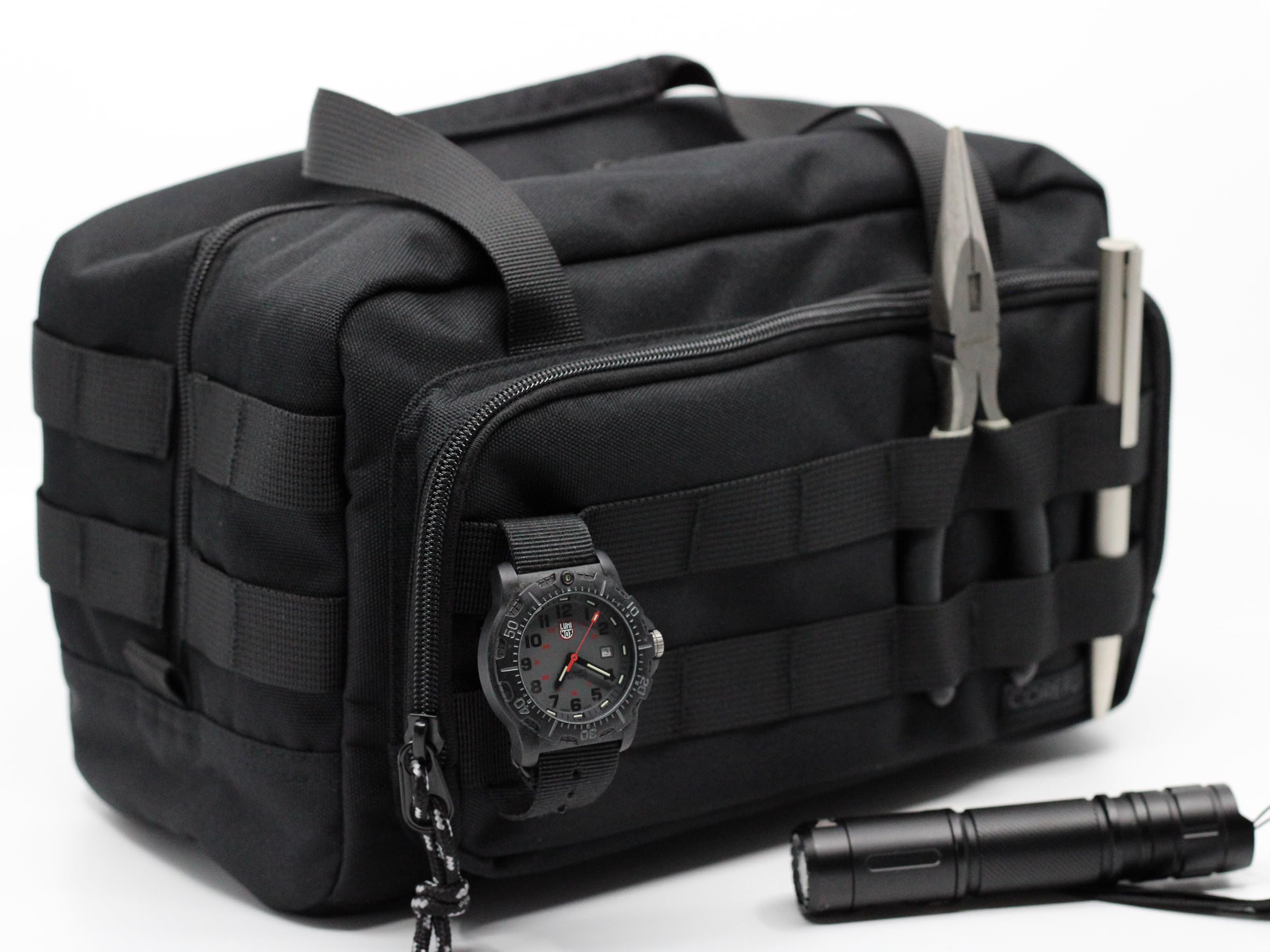 Coreflex 12-Inch Tool Bag compact design supports easy transport between sites.