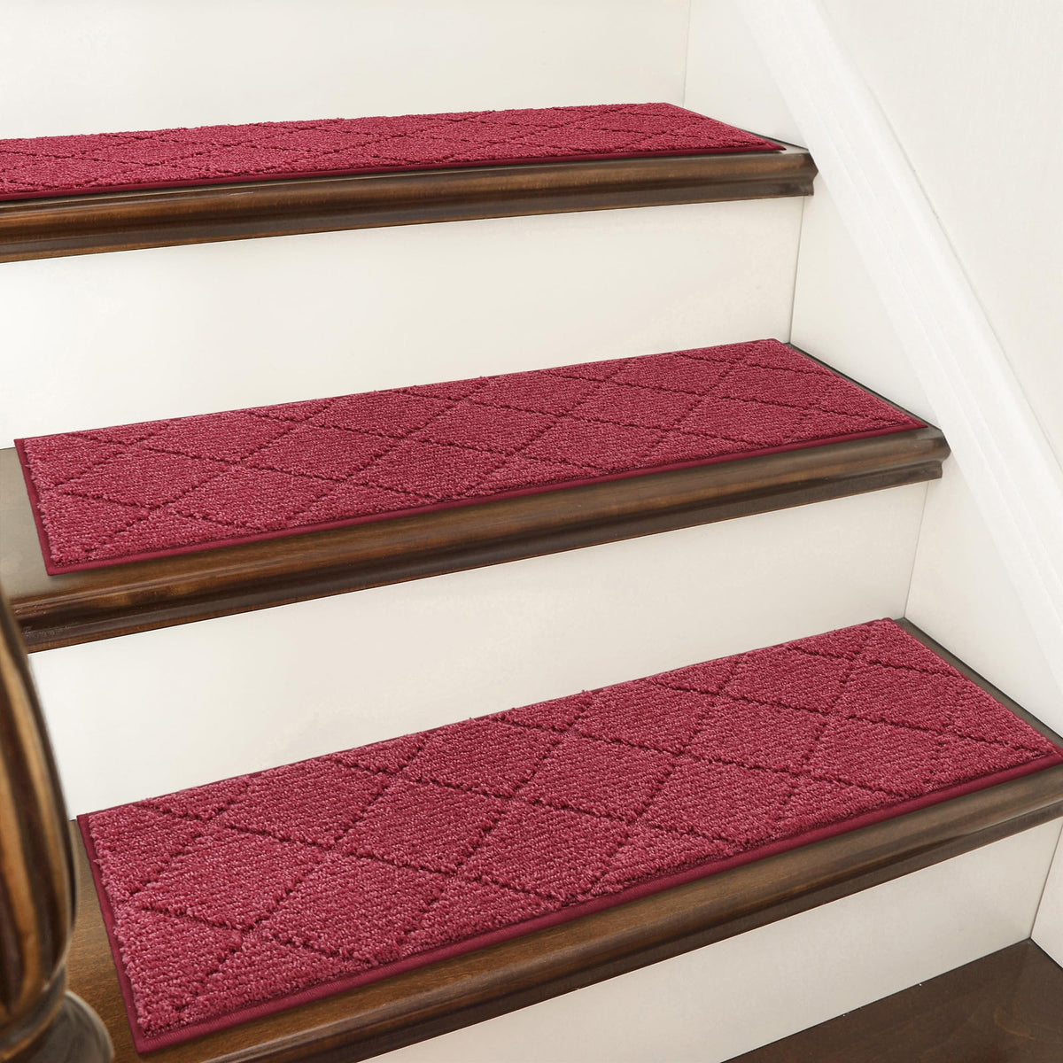 COSY HOMEER edging stair tread in red with non-slip backing for stable steps