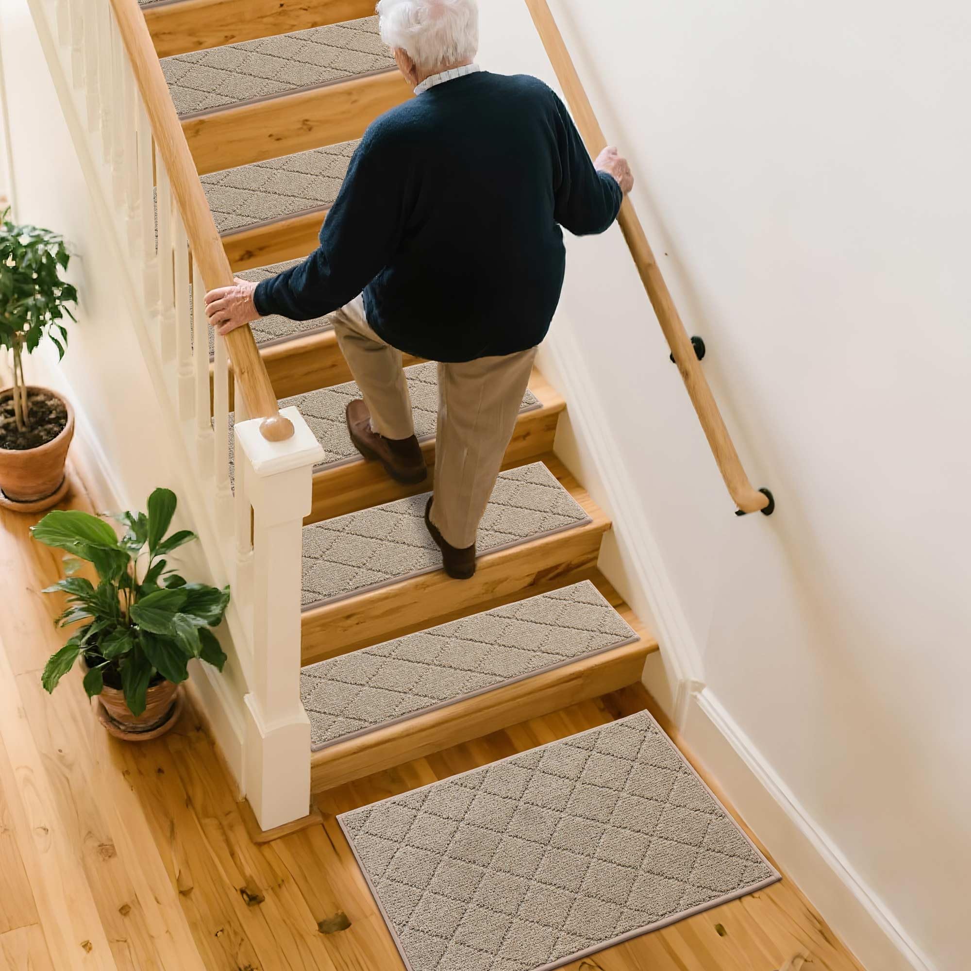 COSY HOMEER washable stair treads endure repeated cleaning for busy households.