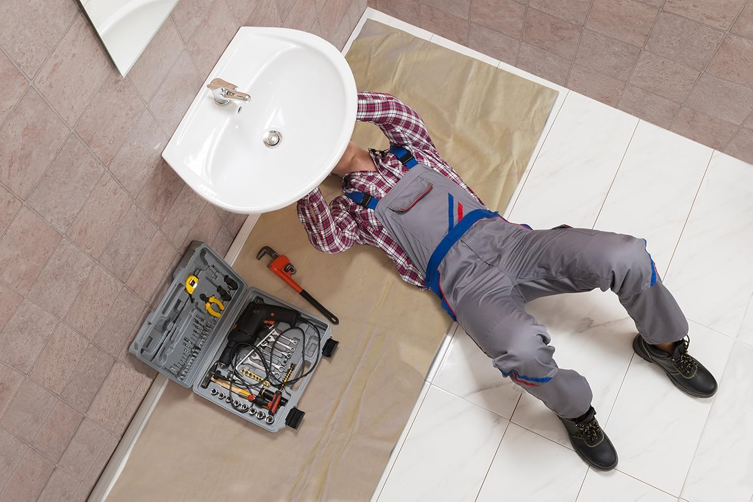 CoverGrip is machine washable for quick cleanup