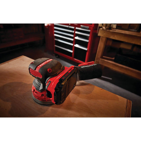 Ergonomic grip on CRAFTSMAN V20 reduces fatigue during use.