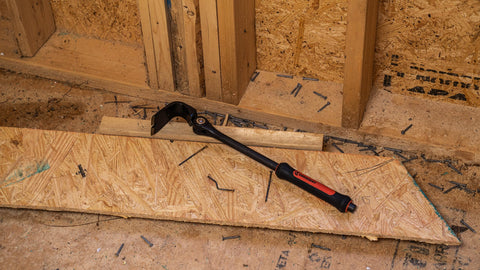 Crescent DB18X-06 ergonomic design supports extended use in cramped spaces.