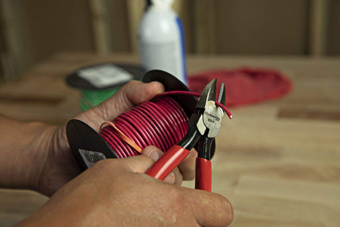Crescent 9336CVN safety features protect against electrical shock in use.