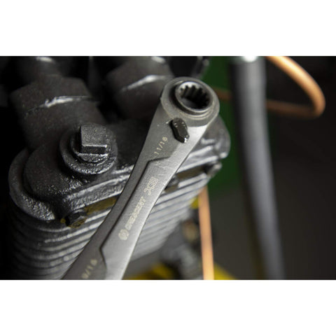Crescent CX6DBS2 smooth-profile handles provide comfortable torque