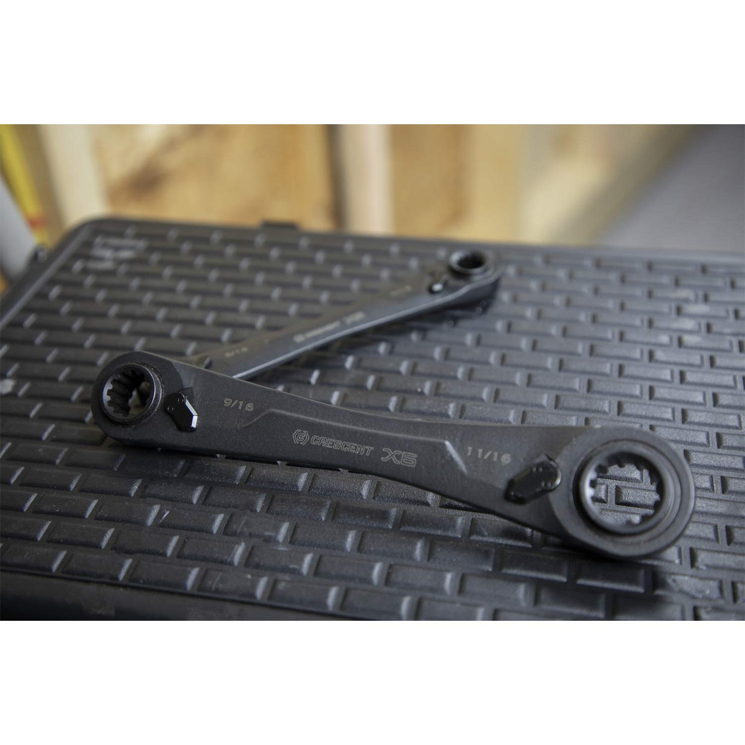 Crescent CX6DBS2 X6 ends cover six fastener types for versatility