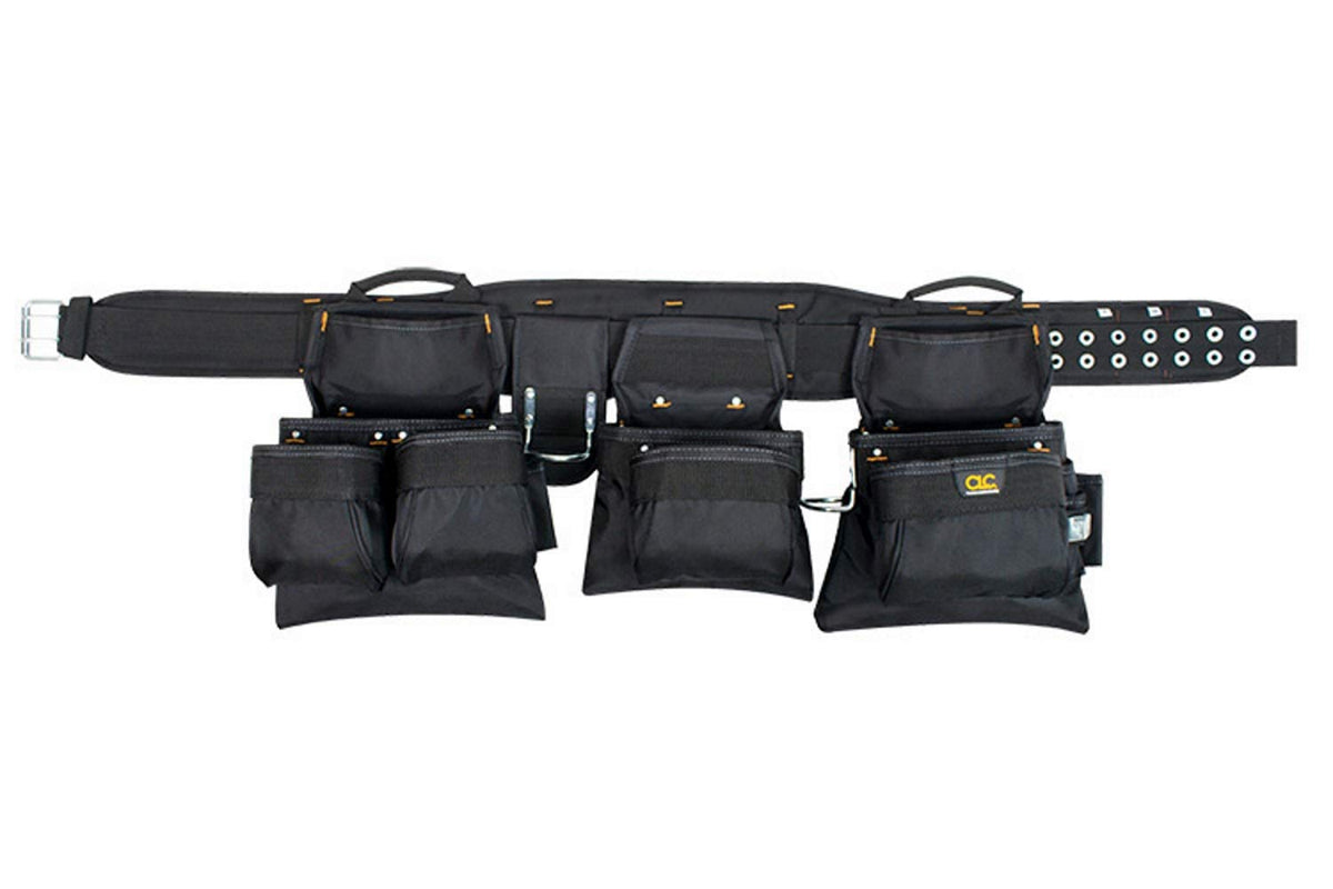 Custom Leathercraft 5605 18-pocket belt shows ample storage for tools and nails.