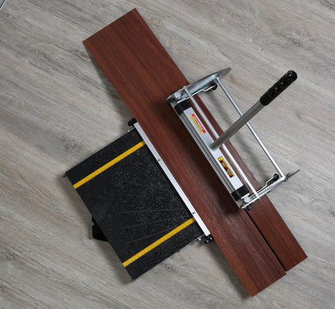 CUTTEREX operates dust-free and quietly on vinyl flooring projects