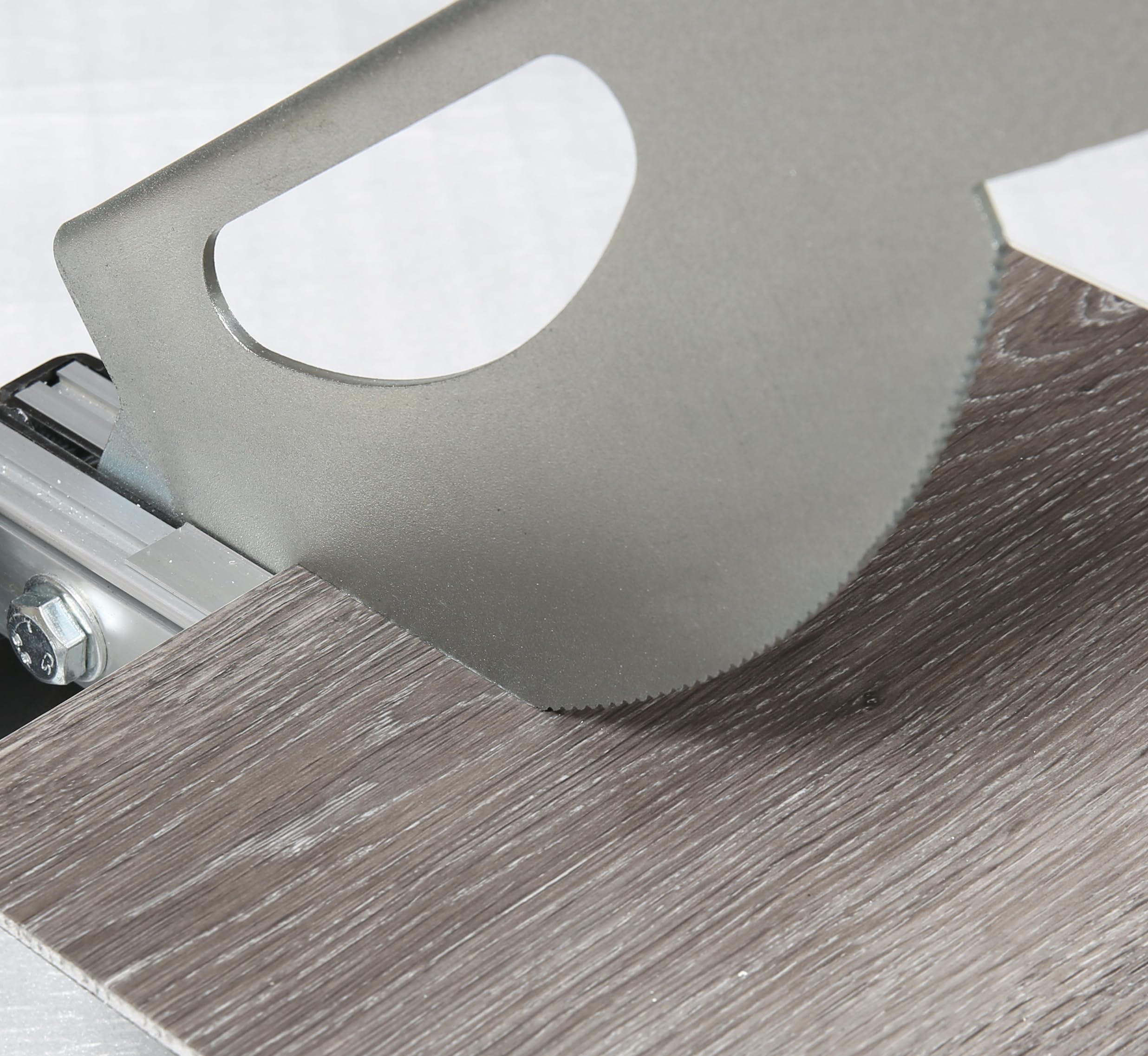 Cutterex high-grade aluminum body for safer operation