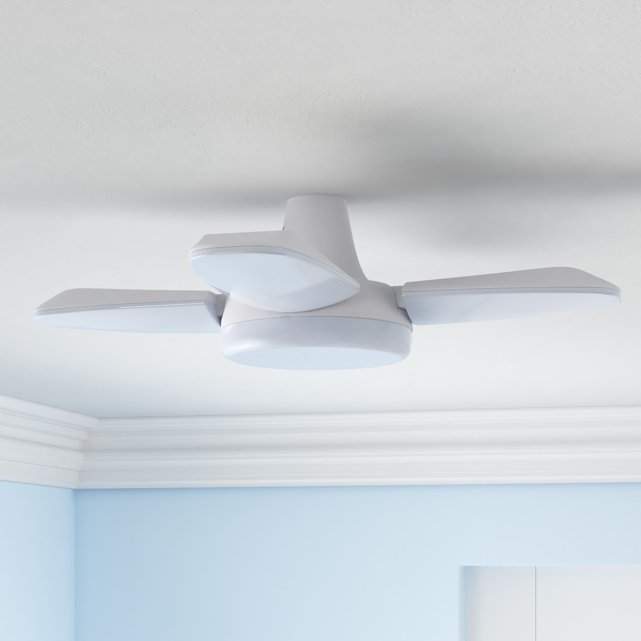 Cynlink LED garage light demonstrates 360 degree coverage for full area lighting
