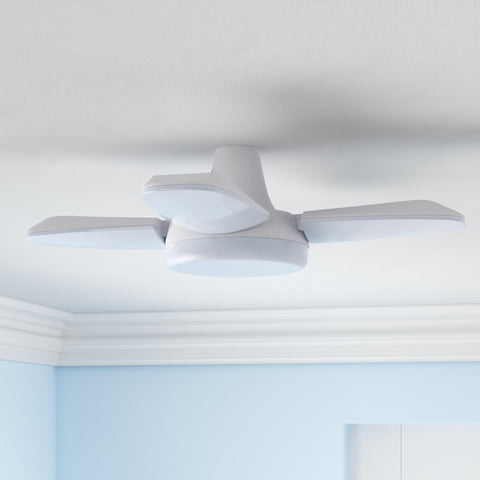 Cynlink LED garage light demonstrates 360 degree coverage for full area lighting