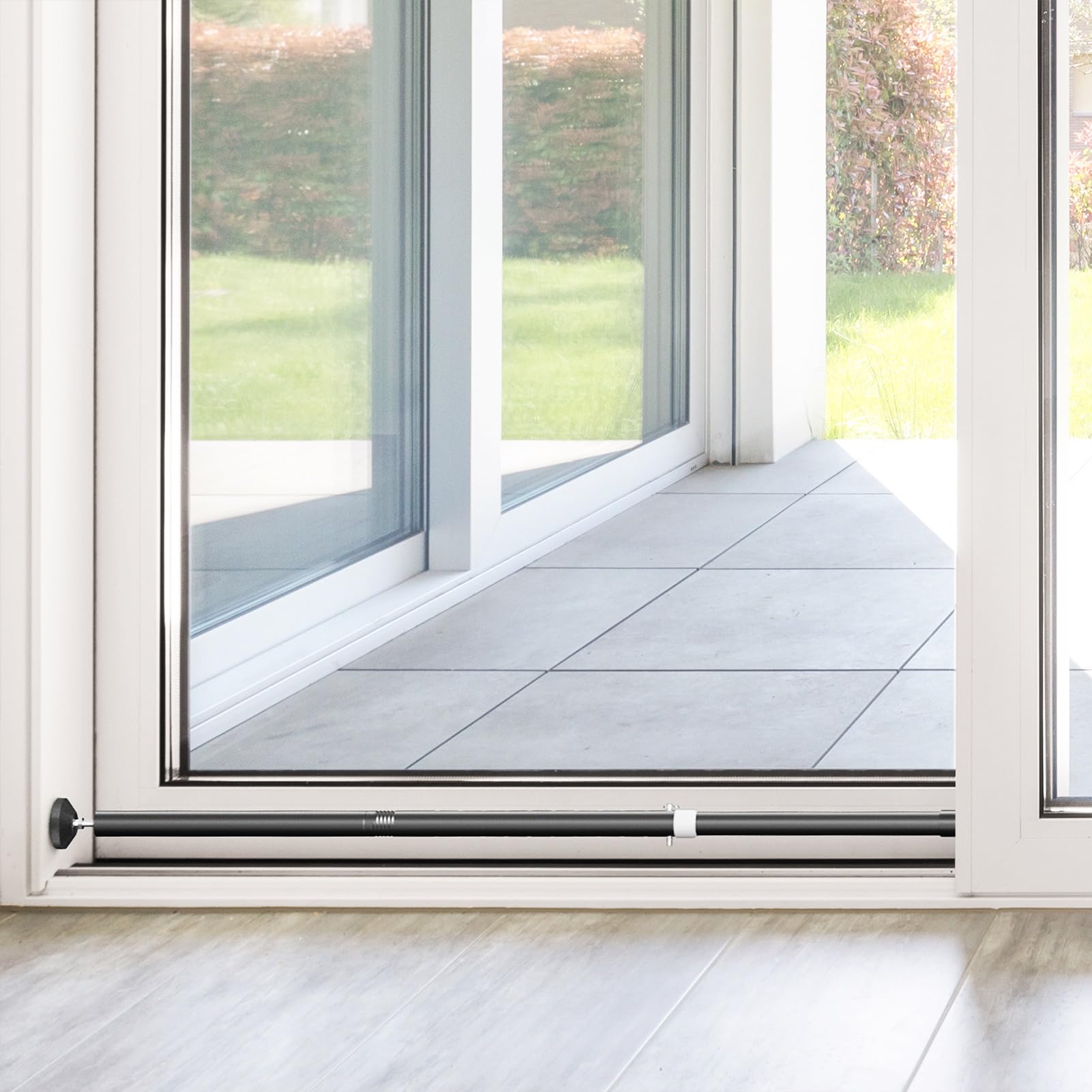 CZMIYRPY 2-pack set enhances home security during travel.