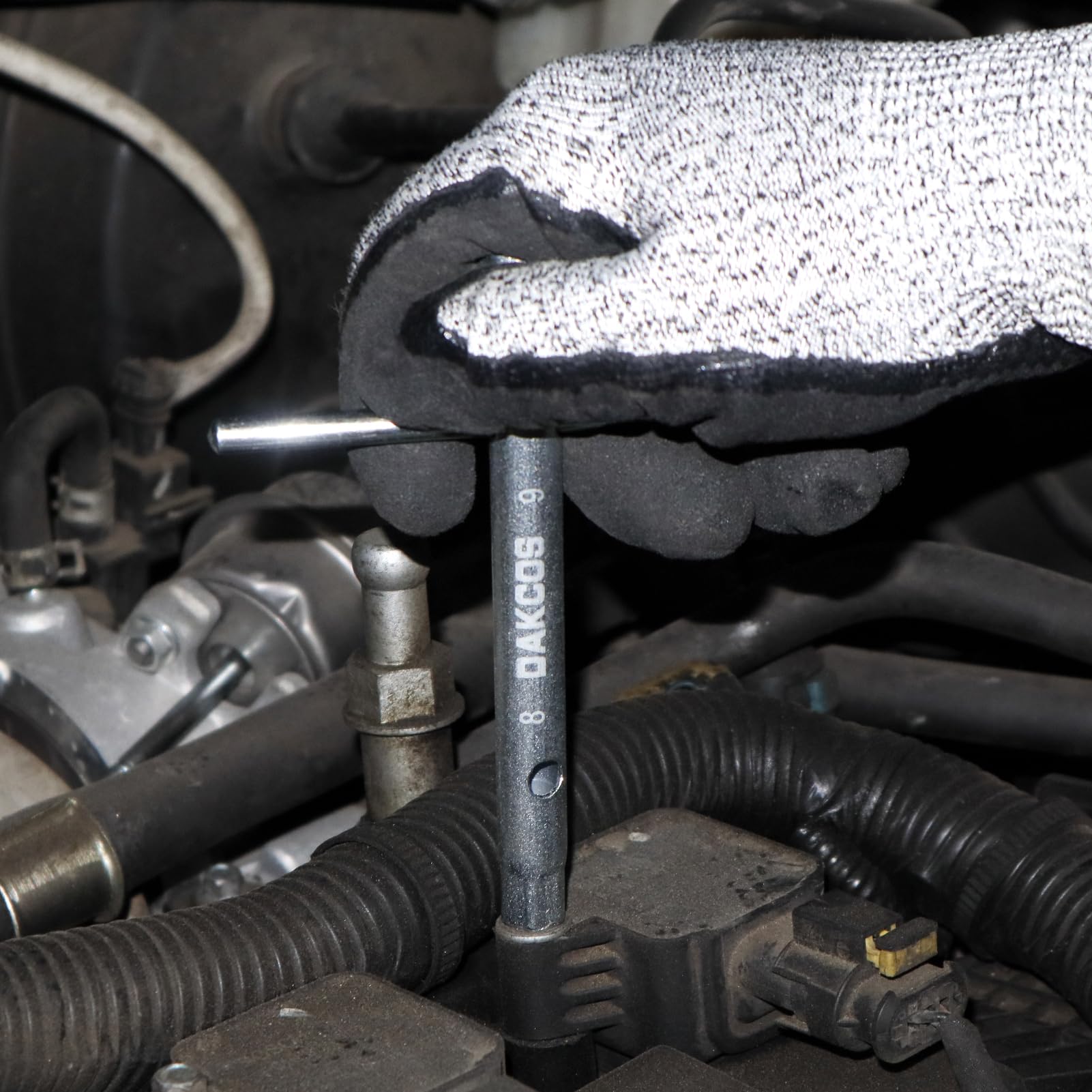 DAKCOS corrosion-resistant galvanised steel tools ensure durability