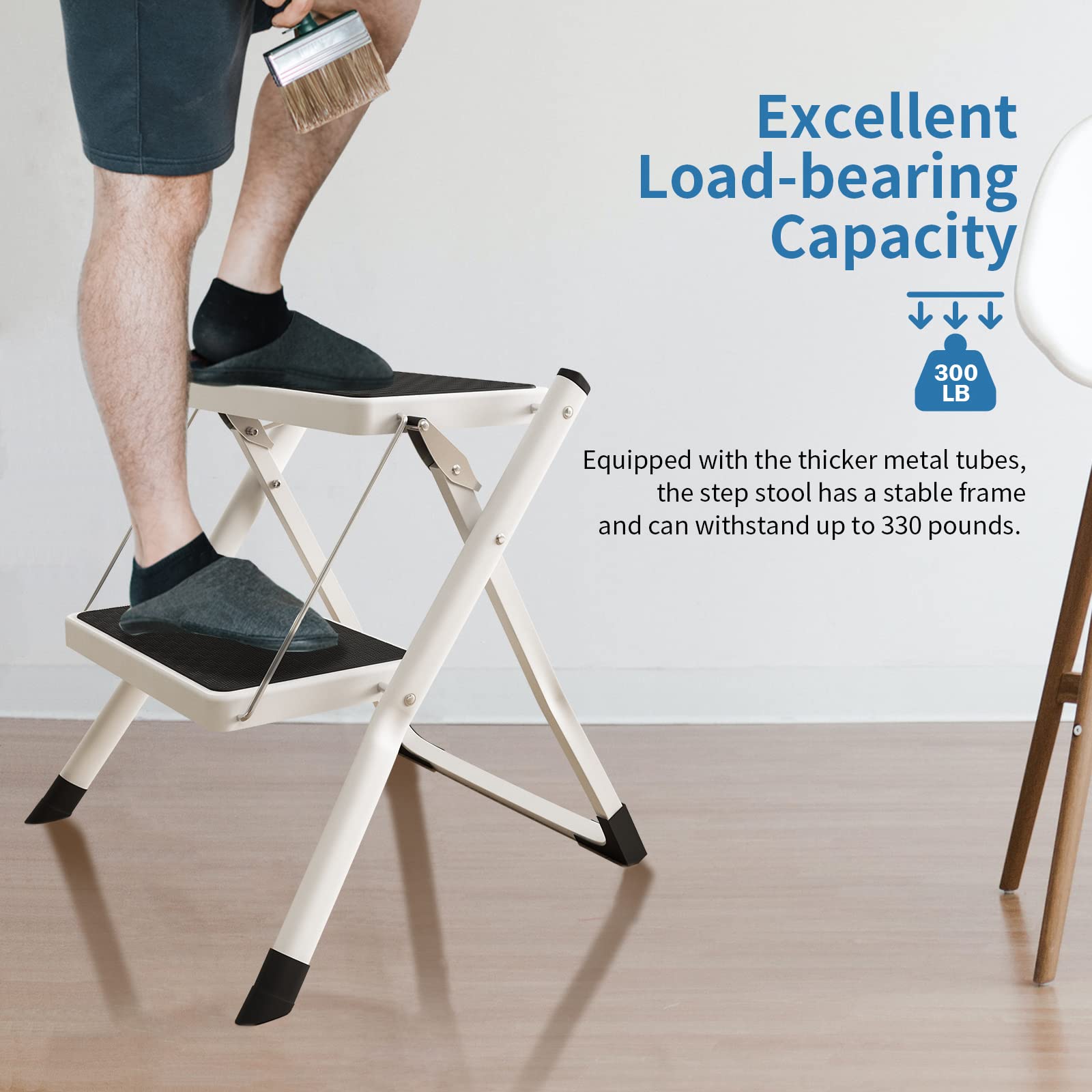 Four horseshoe anti-slip feet provide grip on floor surfaces