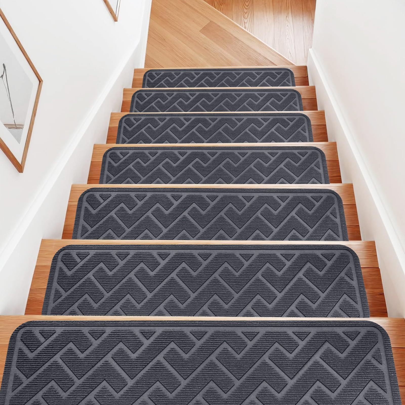 Dayacoco 15-pack stair treads on wooden steps show soft surface and anti-slip grip