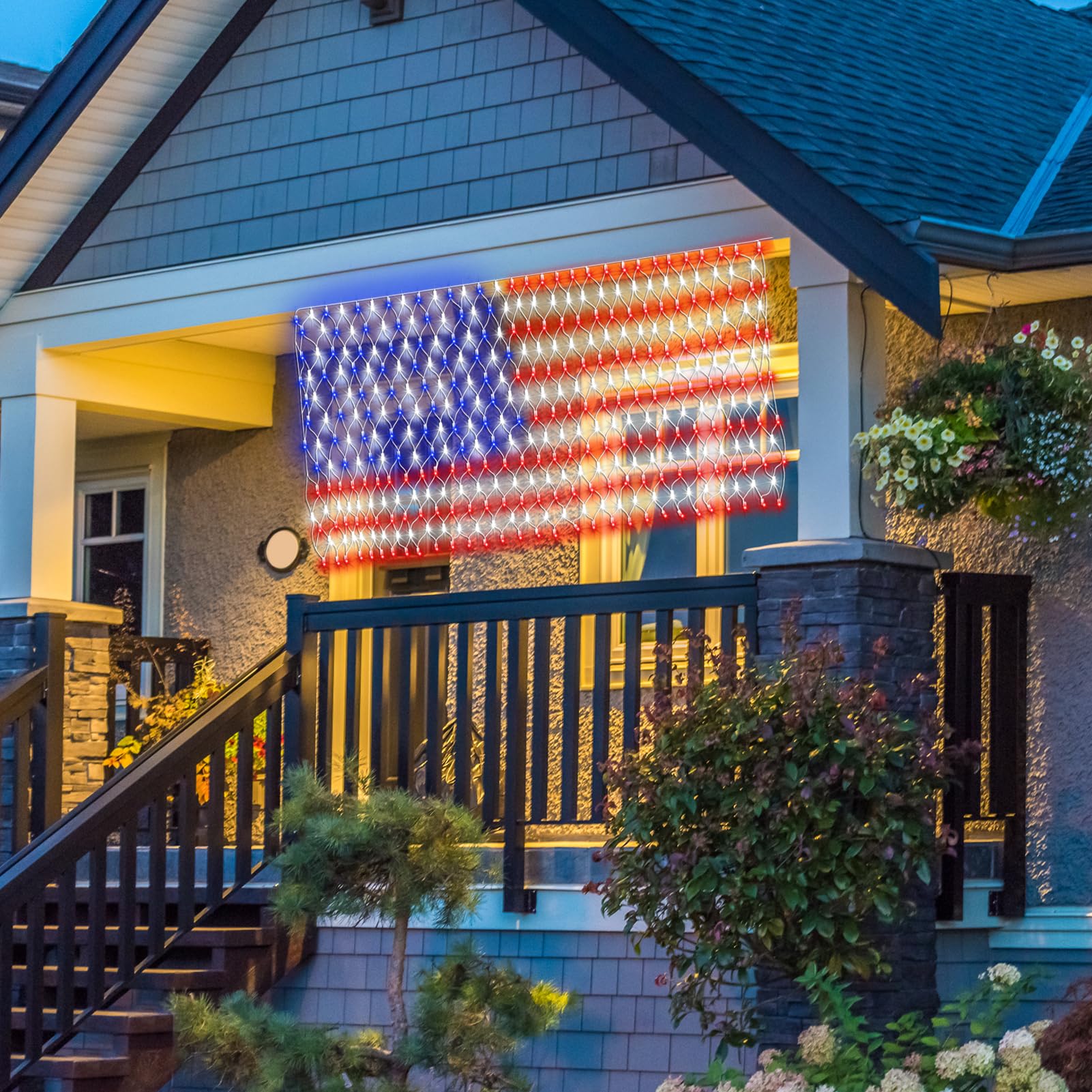 DBFAIRY solar flag lights auto on at dusk for effortless illumination.