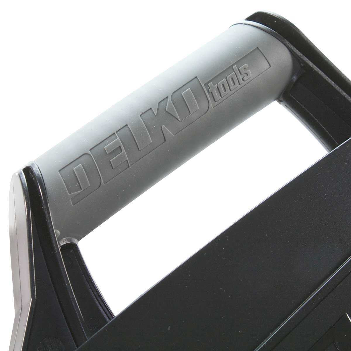Delko Tools Zunder ideal for inside corners and square set joints.