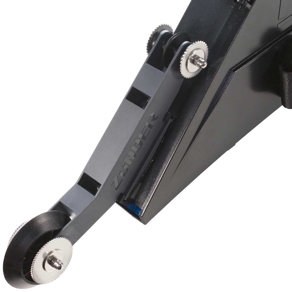 Delko Tools Zunder loading clip allows fast loading and cleaning.