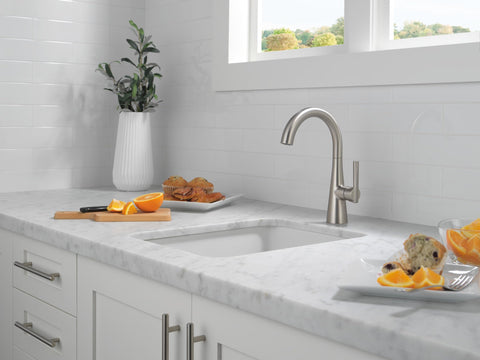 Delta 360-degree swivel spout enhances reach for kitchen tasks