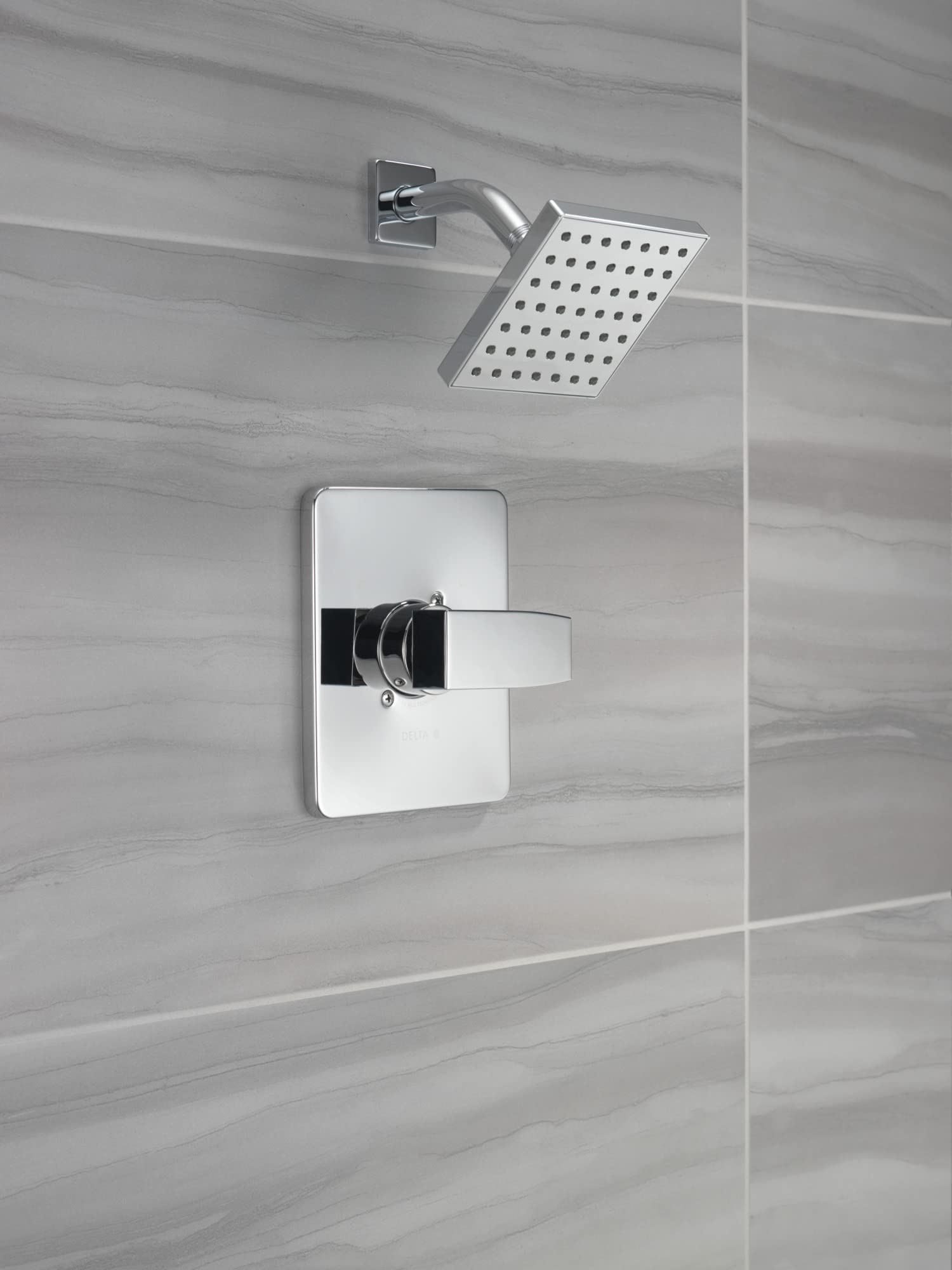 Delta Modern 14 Series WaterSense label highlights water efficiency benefits