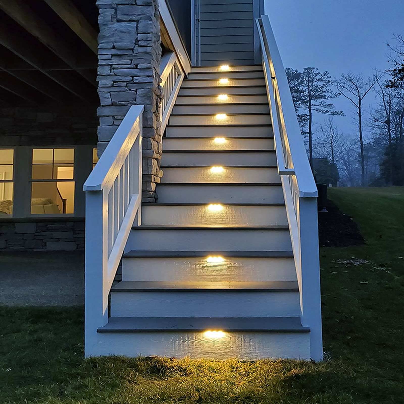 DenicMic pool area light resists rain and splashes for wet environments
