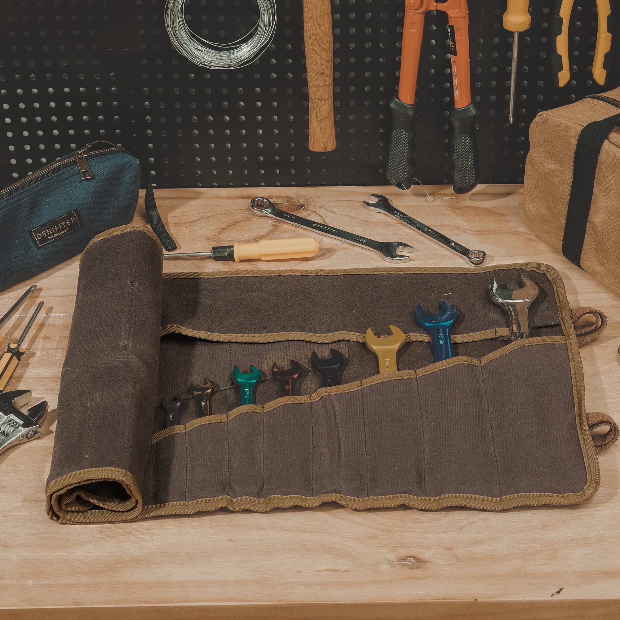 Denifiter 24-tool slots help keep wrenches and small tools organized.