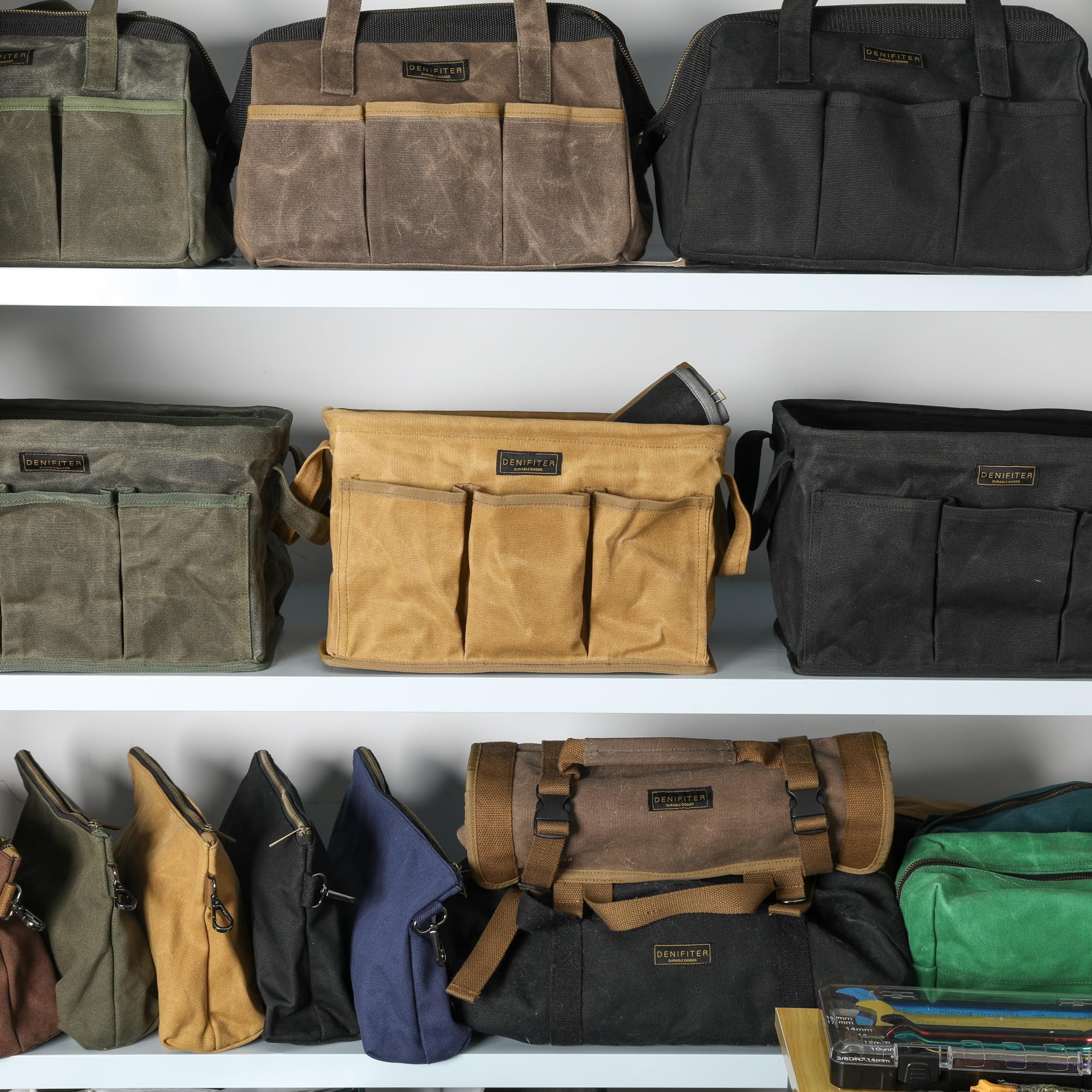 Denifiter metal top frame maintains shape even when the pouch is empty.