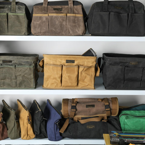 Denifiter metal top frame maintains shape even when the pouch is empty.