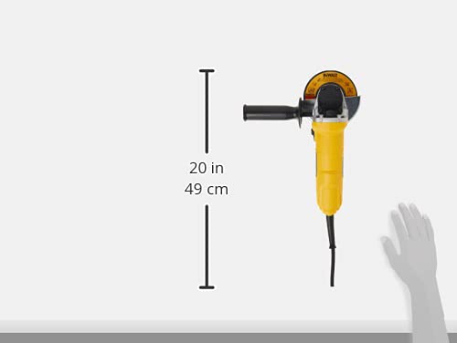 Guard and grip work together for safer, flexible setup on varied projects.