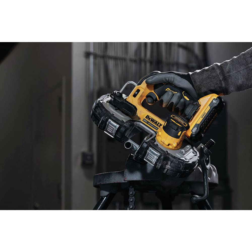 DEWALT TOOL CONNECT CHIP READY enables asset tracking on site