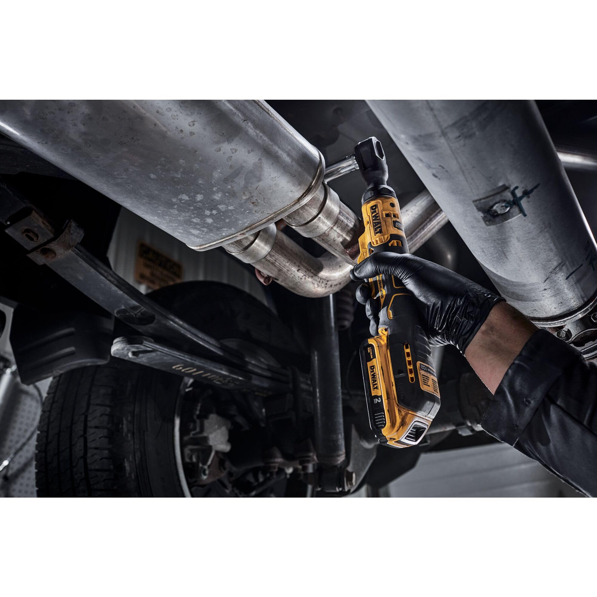 DEWALT ATOMIC compact head fits into confined spaces for quick fastener access.