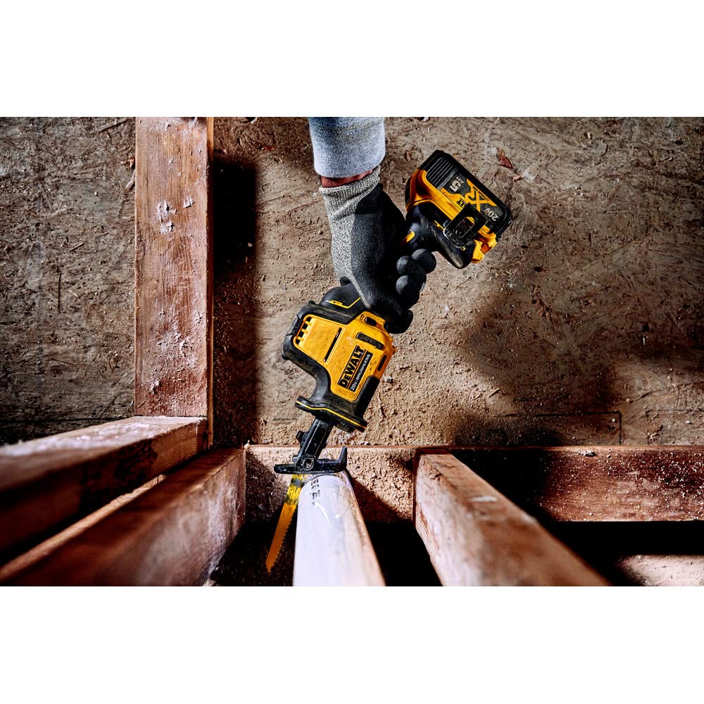 DEWALT ATOMIC blade release enables tool-free blade changes