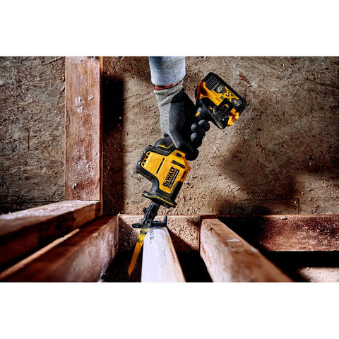 DEWALT ATOMIC blade release enables tool-free blade changes