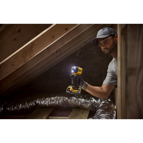 DEWALT DCF870B-belt-hook keeps the tool accessible on-site.