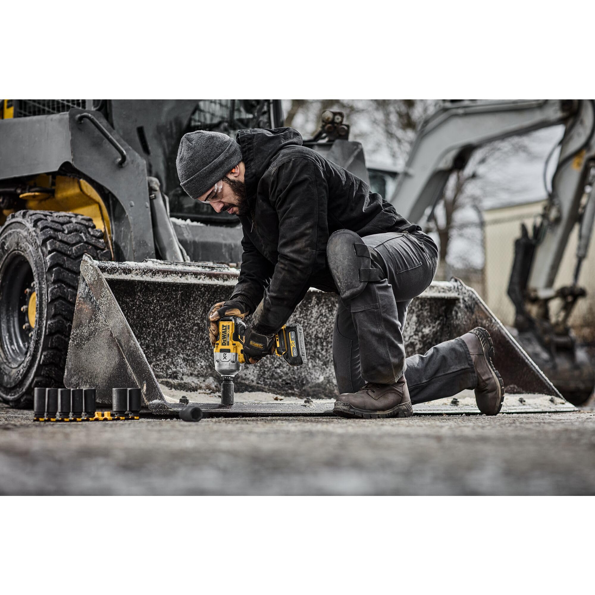 DEWALT DCF964B ideal for heavy-duty construction tasks.