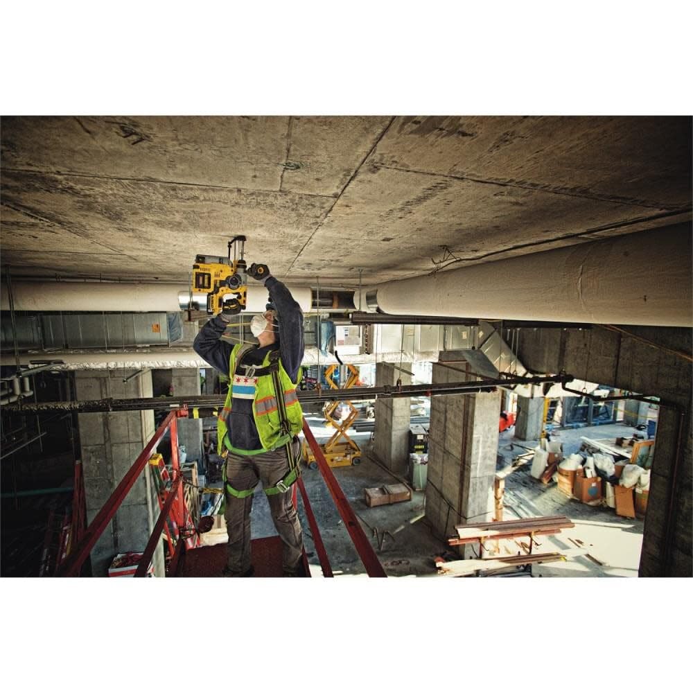 DEWALT DCH273B brushless motor detail emphasizing efficiency and runtime.
