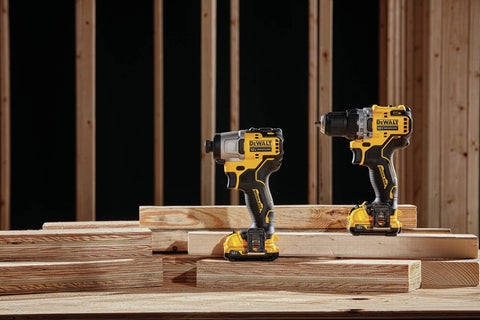 DEWALT DCK221F2 impact driver closeup showing short profile for fast fastening