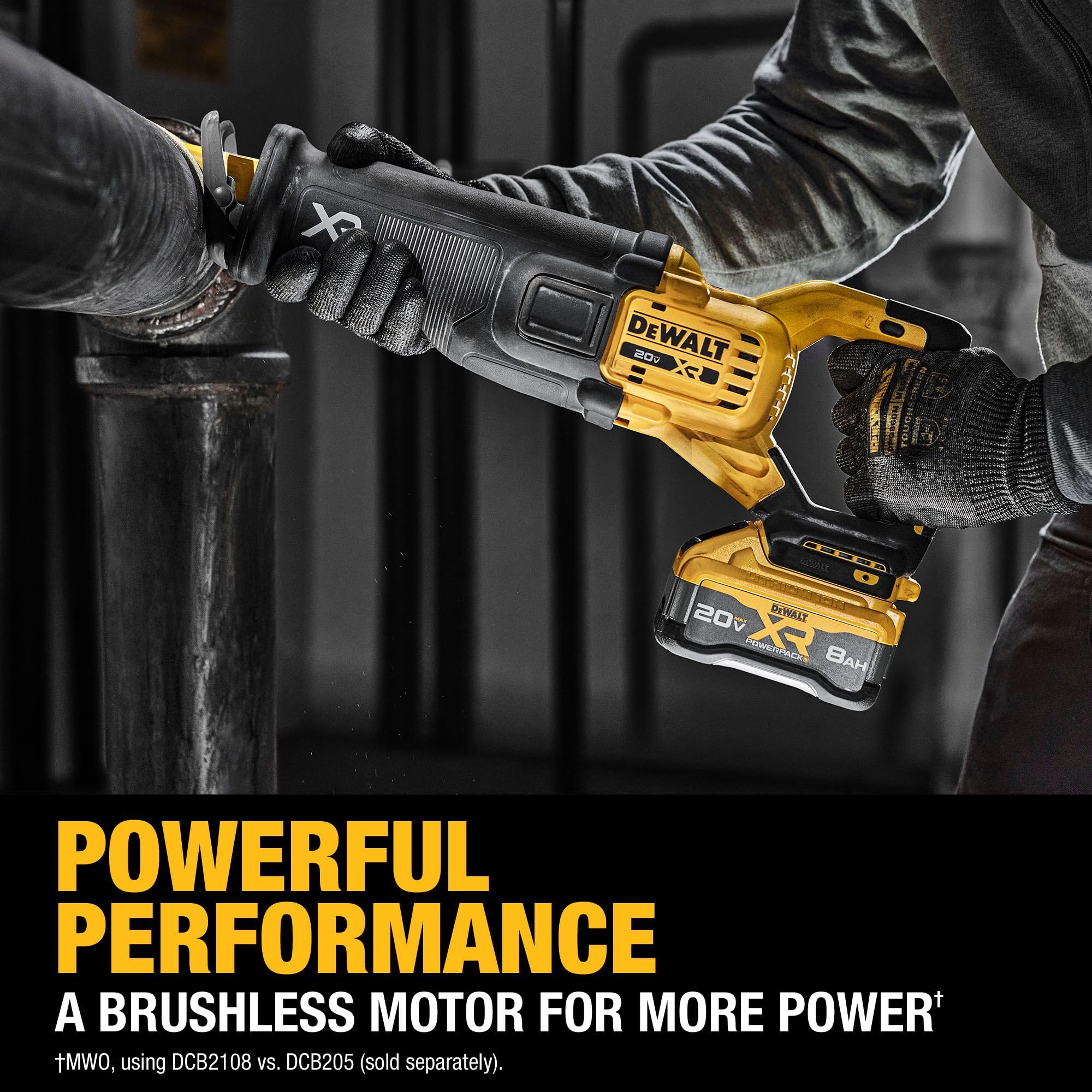 Keyless lever-action blade clamp speeds blade changes on site