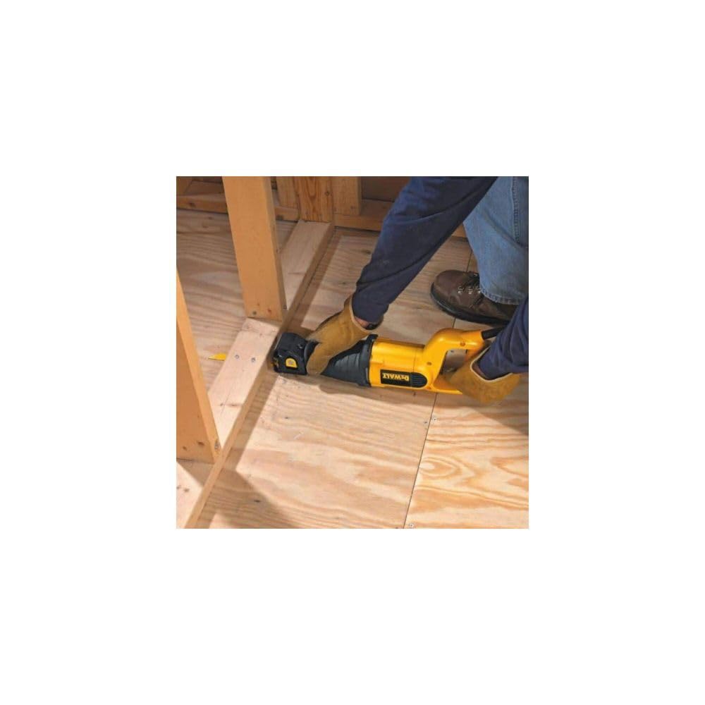 DEWALT DW4898 metal blade 8in 14tpi for smooth metal cuts.