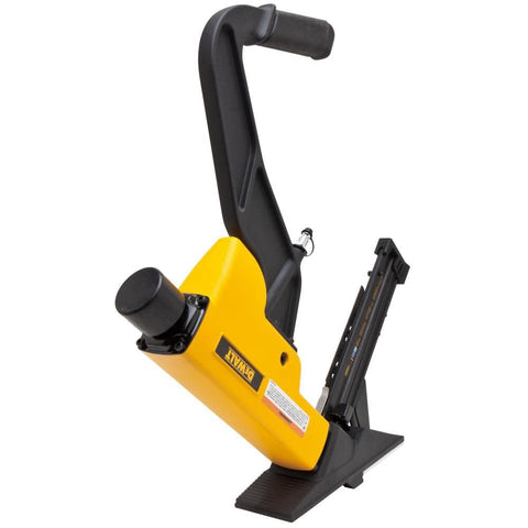 DEWALT DWFP12569 ergonomic grip reduces fatigue during longer install sessions.