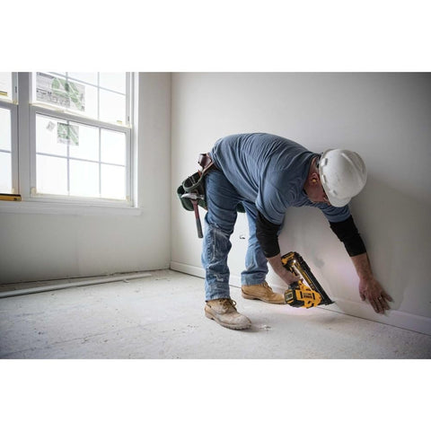 DEWALT tool-free trigger lets seamless switch between modes