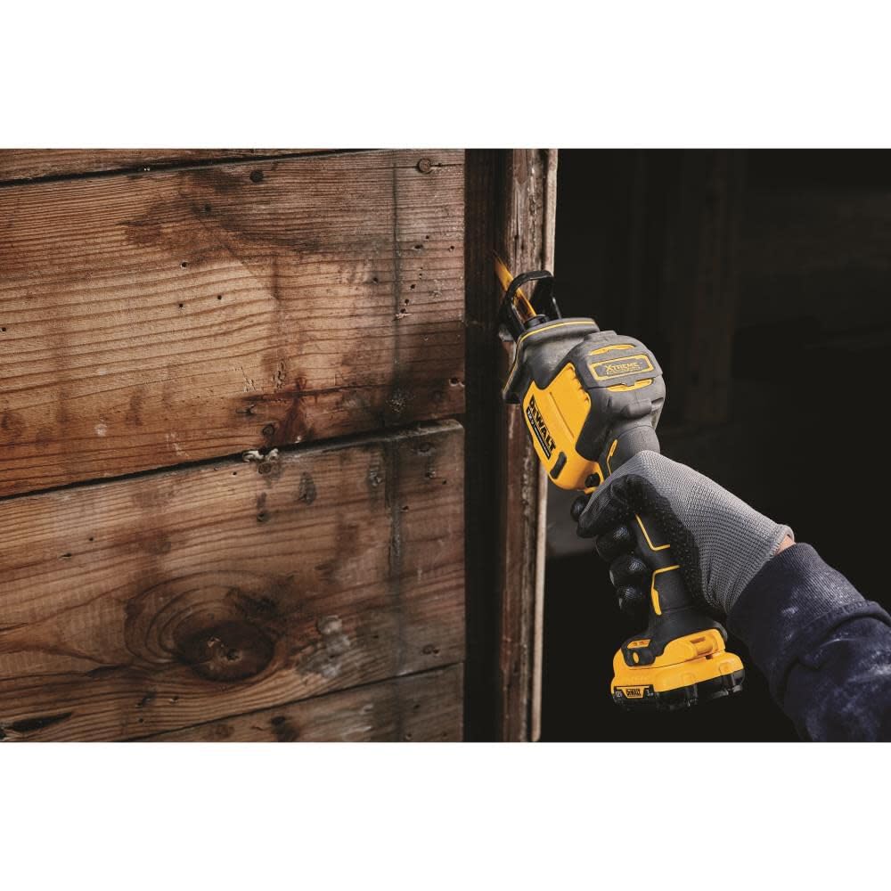 DEWALT Xtreme 12V Max compact design ideal for easy transport between sites