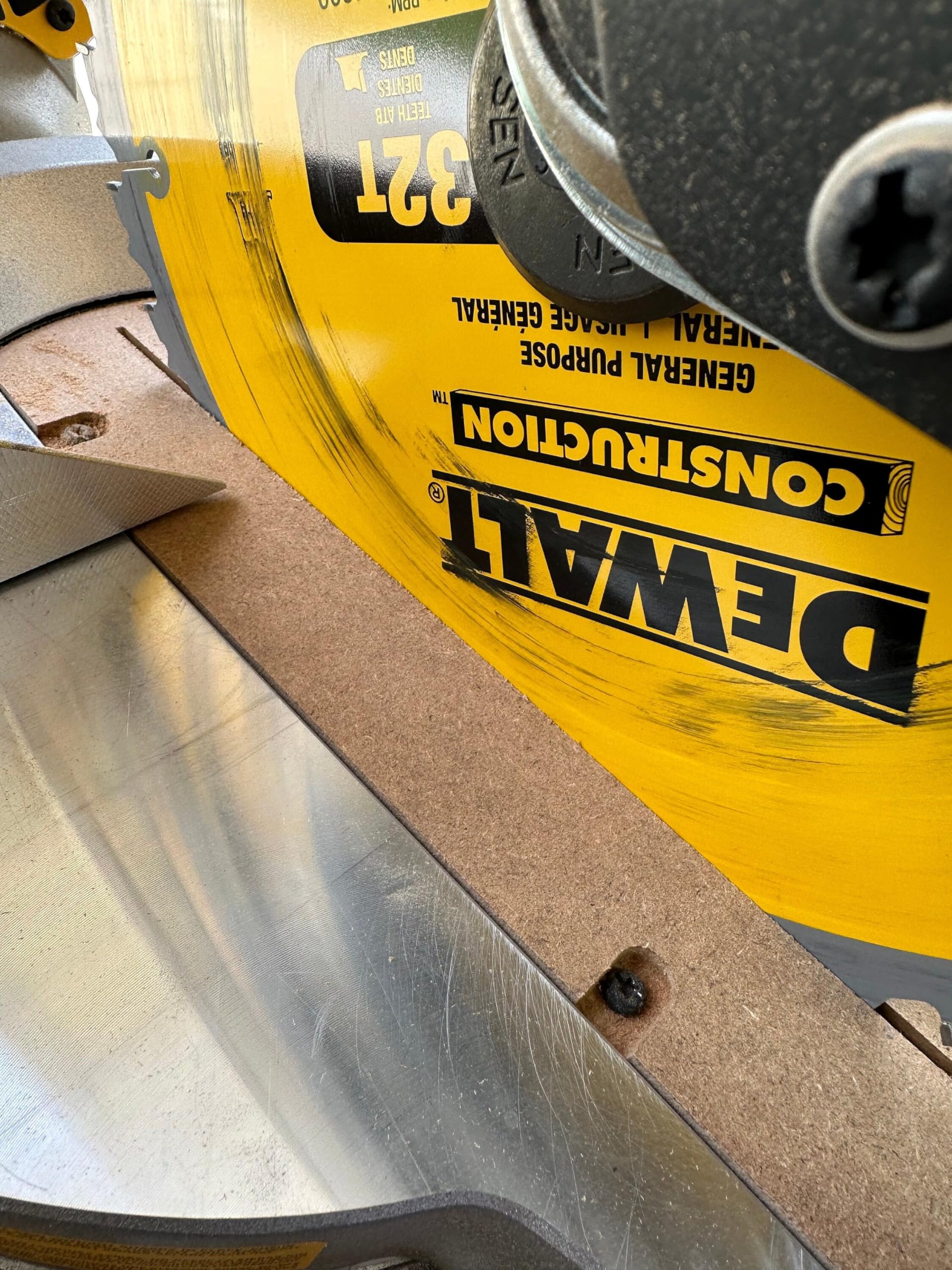 Dewalt zero-clearance insert for DWS780 reduces noise and improves stability