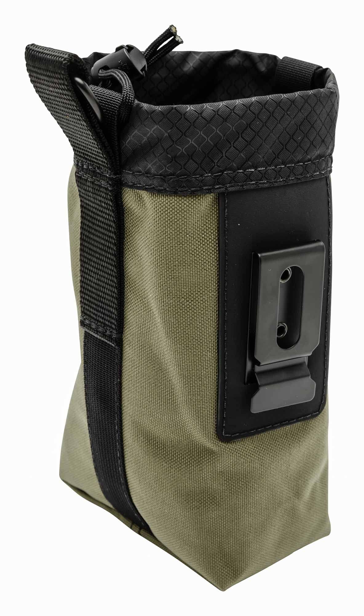 Diamondback DB Sax2 pouch clipped to a vest for glove-friendly reach.