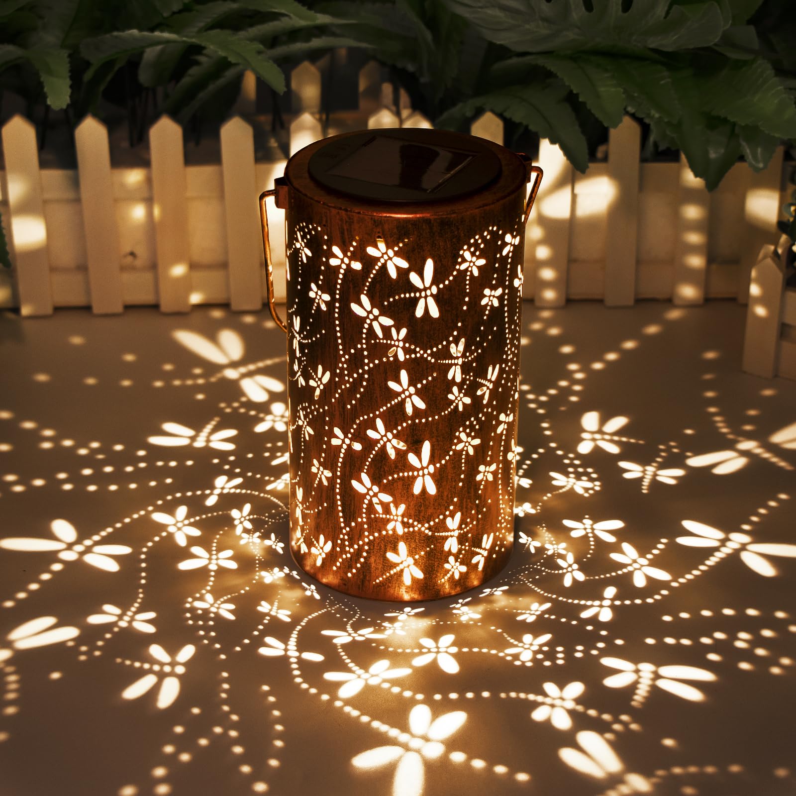 DIBIEECN dragonfly lantern hanging outdoors with warm garden glow.